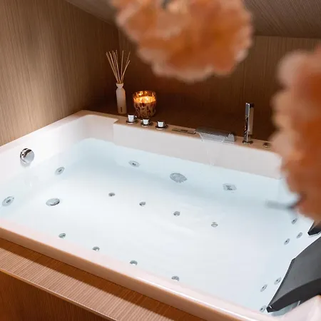 Lägenhet Ceva Sakura - Jacuzzi & Cinema Centre
